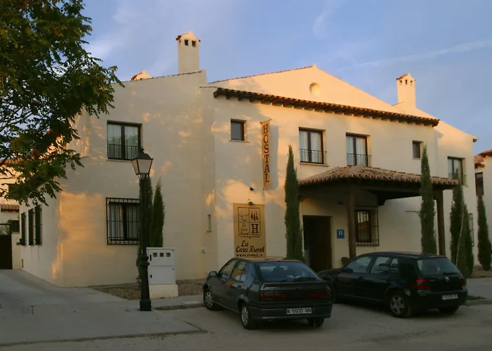 Hotel y apartamentos La Casa Rural